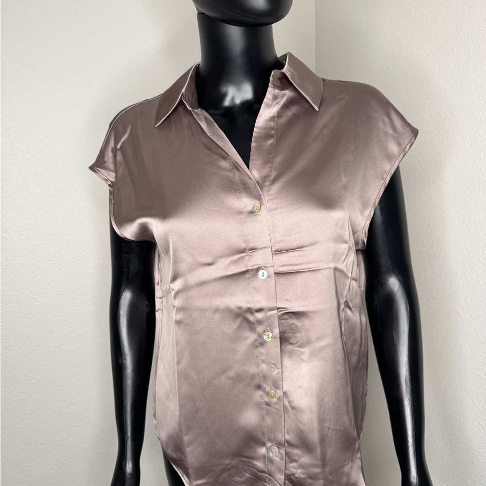 Rachel Zoe Shimmering Button-Down Shirt in Mauve